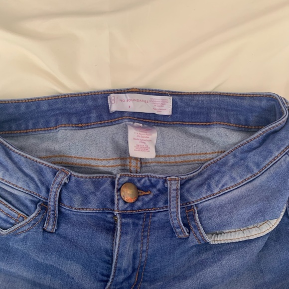 Jean - Picture 6 of 6